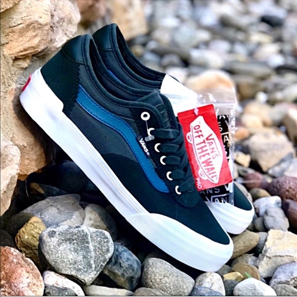 Vans Shoes - Just In NWT Vans Chima Pro 2 Dk Spruce White Skate